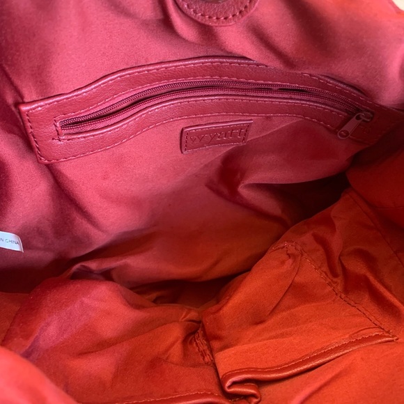 Great Cherry Colored Tote - Picture 4 of 4